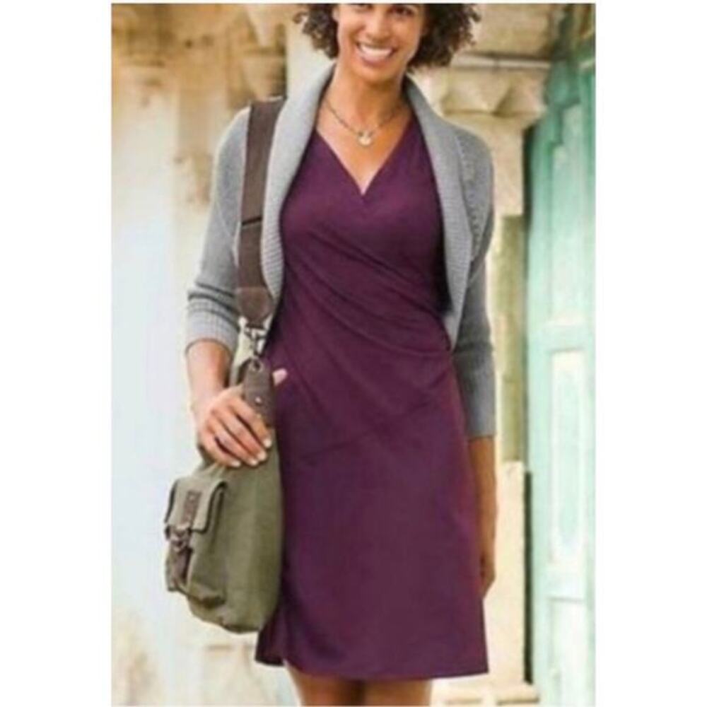 Athleta faux wrap stretch dress V neck Cap sleeves XXS Purple